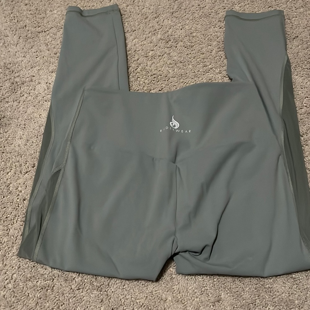 Ryder wear green pants. Only worn a couple times; like new condition. Size L